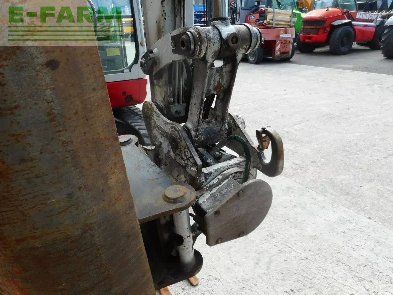 Mini escavadeira Takeuchi tb 228 ( 2.810kg ) powertilt: foto 14