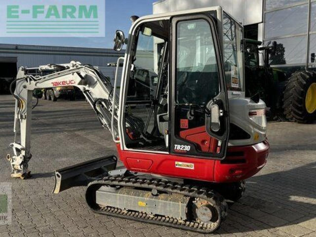 Takeuchi tb 230 - Mini escavadeira: foto 5 Takeuchi tb 230 - Mini escavadeira: foto 5