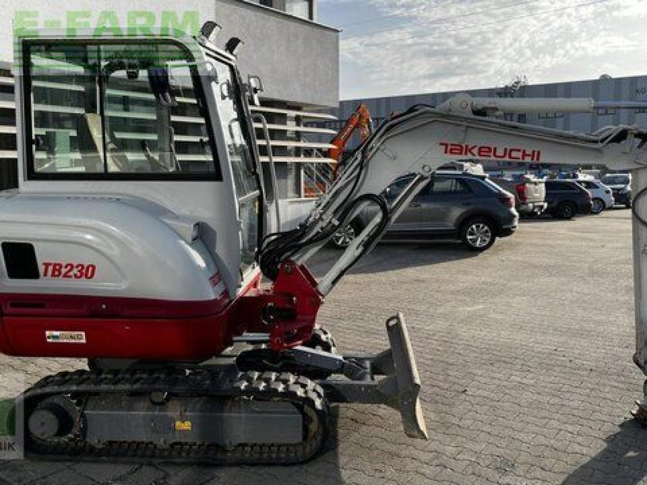 Takeuchi tb 230 - Mini escavadeira: foto 3 Takeuchi tb 230 - Mini escavadeira: foto 3