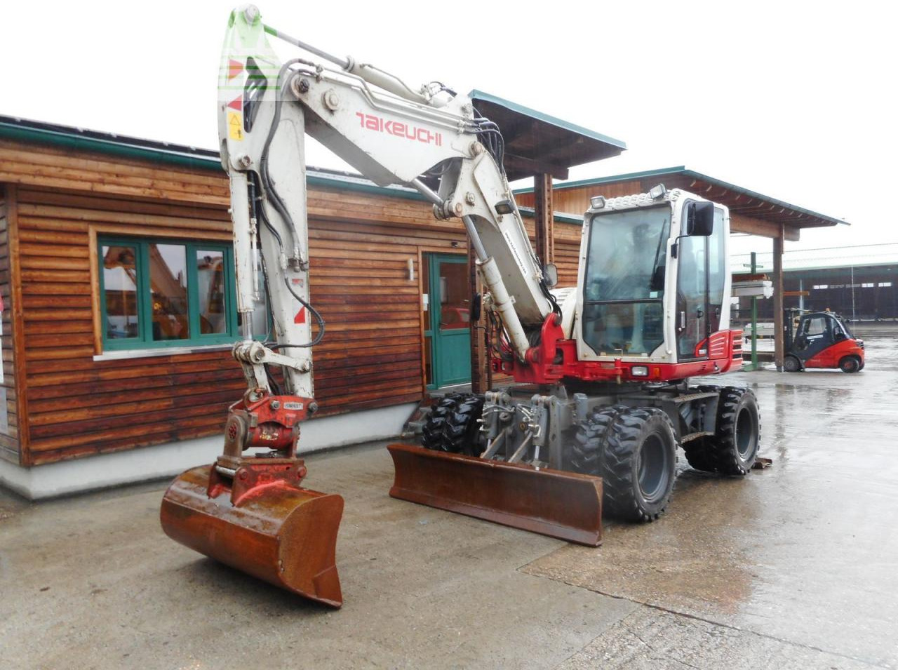 Takeuchi tb295w mit vollausstattung u. 3 löffel ( zentra - Escavadeira de rodas: foto 2 Takeuchi tb295w mit vollausstattung u. 3 löffel ( zentra - Escavadeira de rodas: foto 2