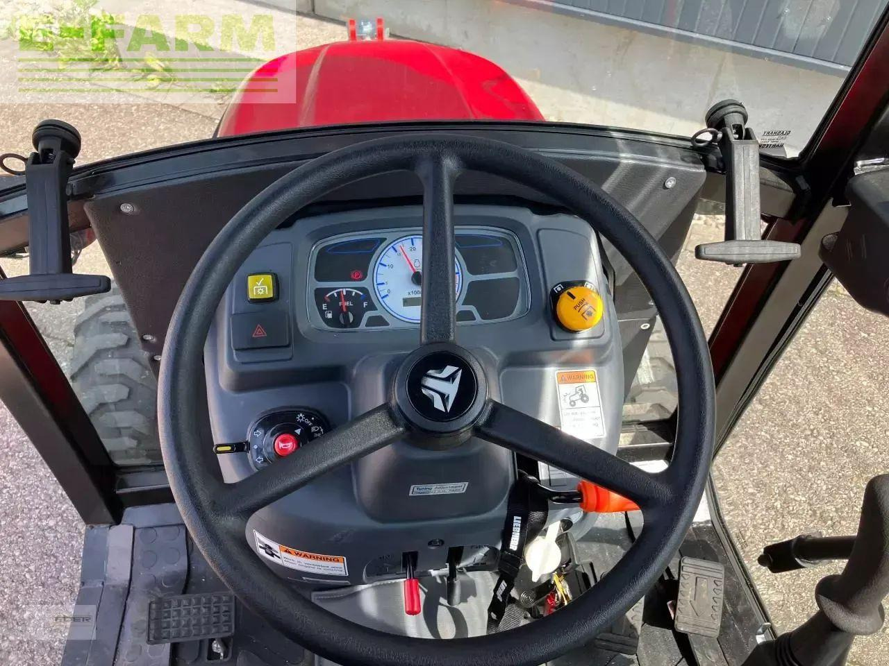 Tym ts 255 nh kabine - Trator: foto 5 Tym ts 255 nh kabine - Trator: foto 5