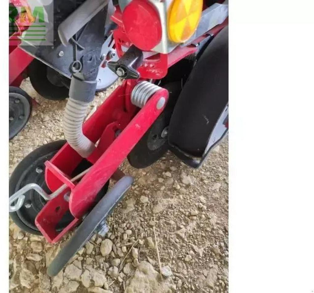 Väderstad tempo-t-tpt7 - Semeadora de precisão: foto 4 Väderstad tempo-t-tpt7 - Semeadora de precisão: foto 4