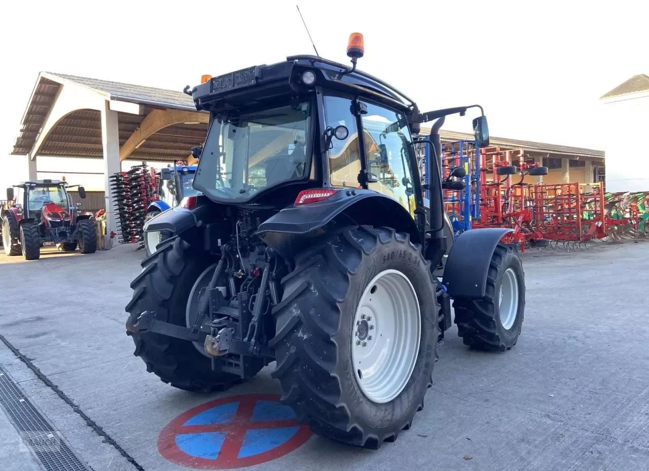 Valtra a 114 - Trator: foto 5 Valtra a 114 - Trator: foto 5