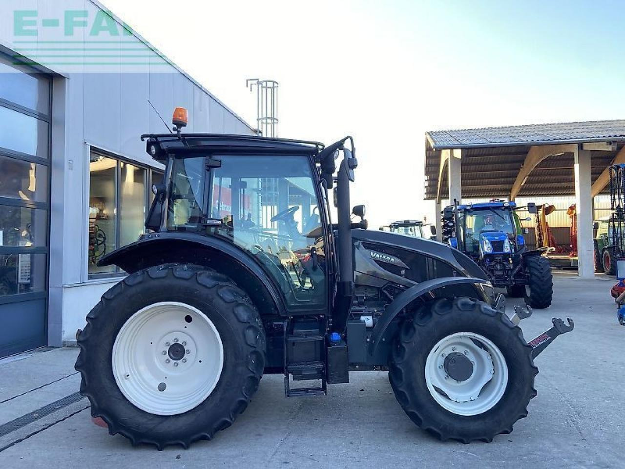 Valtra a 114 - Trator: foto 4 Valtra a 114 - Trator: foto 4