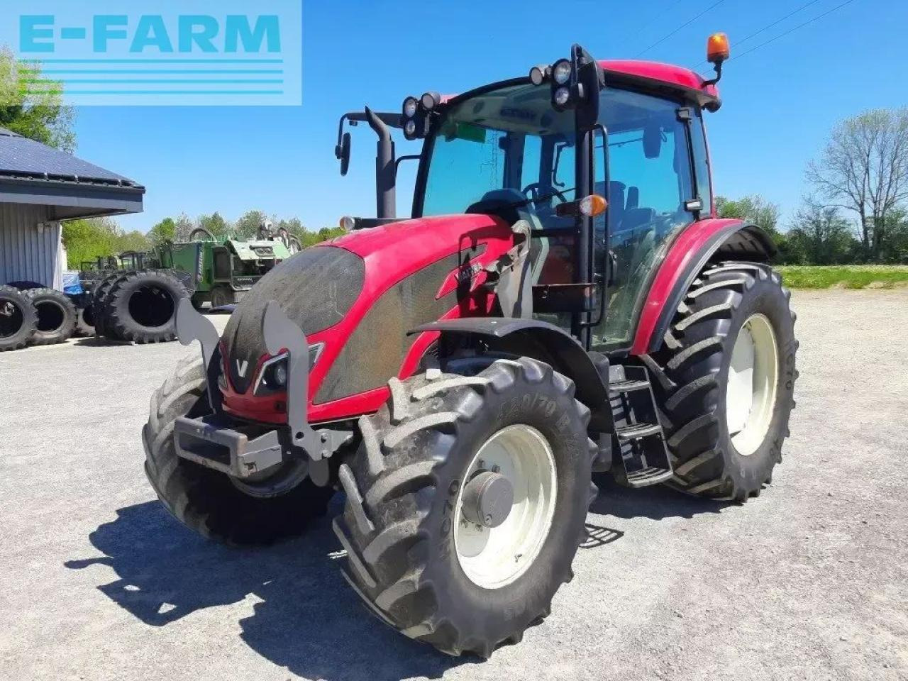 Valtra a114 - Trator: foto 1 Valtra a114 - Trator: foto 1