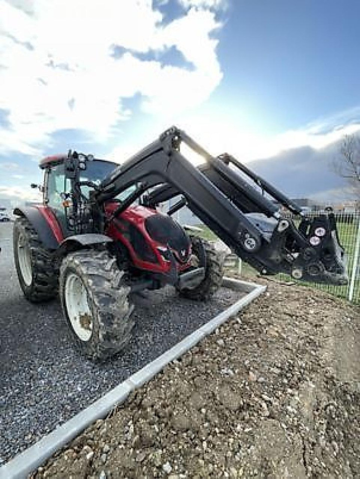 Valtra a115h4 - Trator: foto 2 Valtra a115h4 - Trator: foto 2