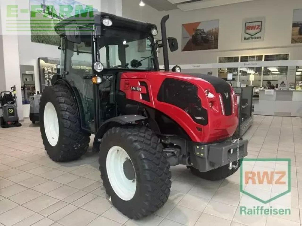 Valtra f105s 2d3 - Trator: foto 1 Valtra f105s 2d3 - Trator: foto 1