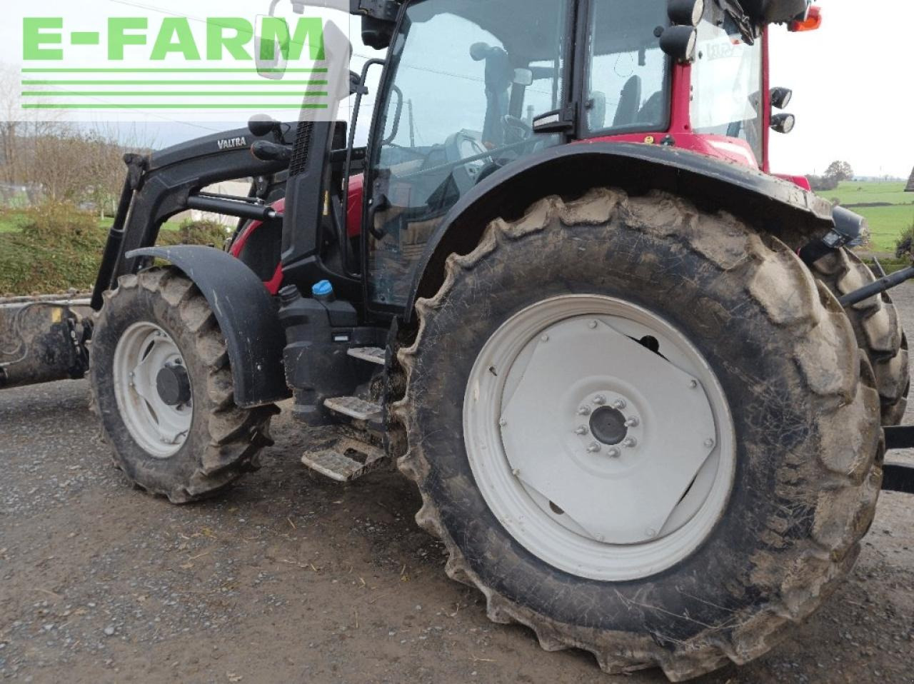 Valtra g105h - Trator: foto 2 Valtra g105h - Trator: foto 2