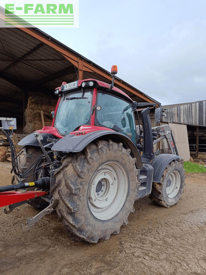 Valtra n 174 - Trator: foto 4 Valtra n 174 - Trator: foto 4
