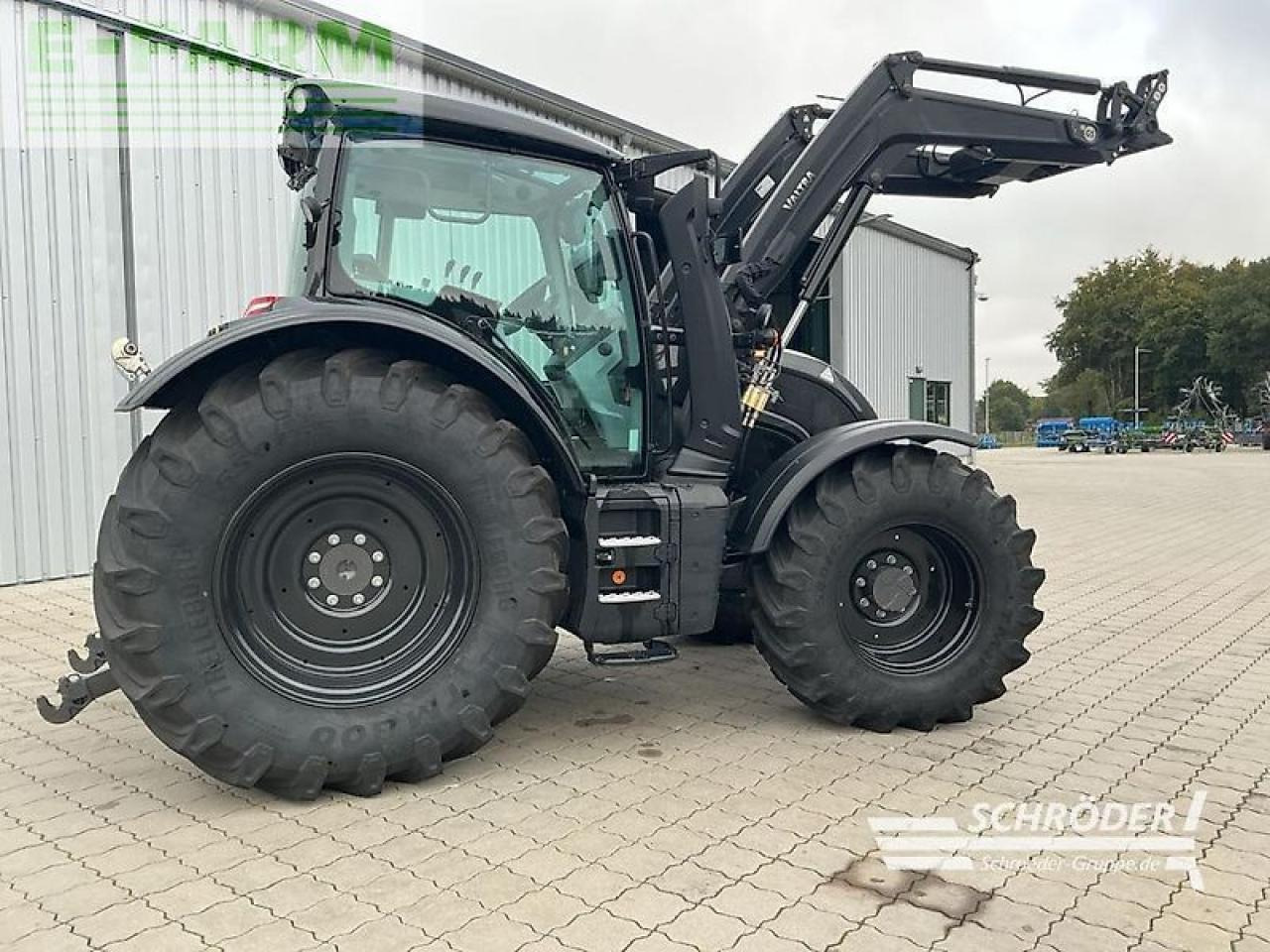 Valtra n 175 a - Trator: foto 5 Valtra n 175 a - Trator: foto 5
