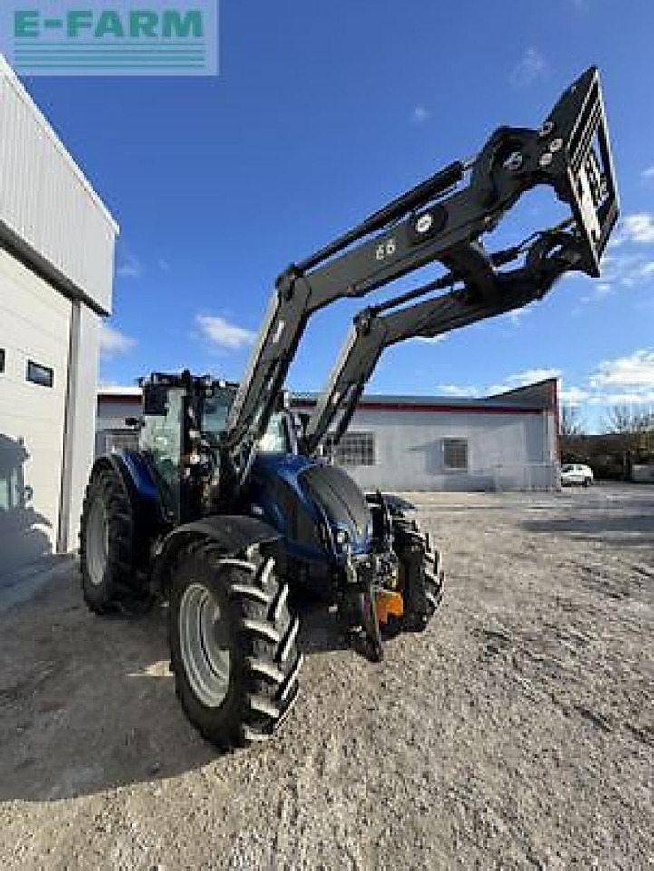 Valtra n134a - Trator: foto 1 Valtra n134a - Trator: foto 1