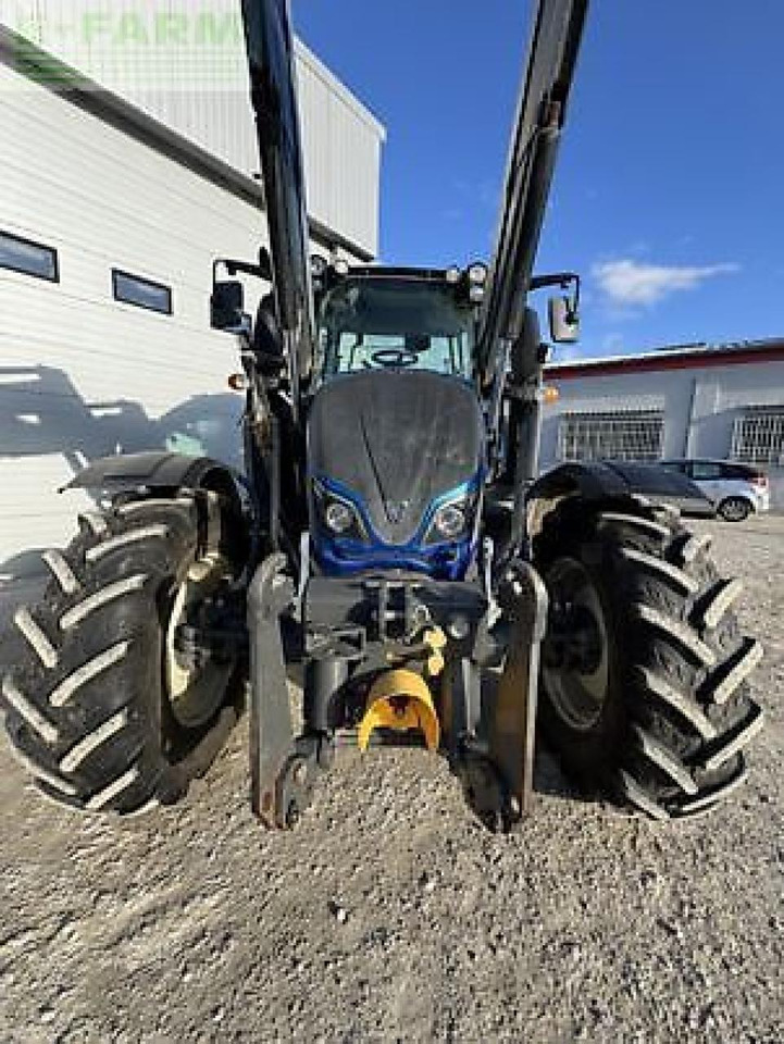 Valtra n134a - Trator: foto 2 Valtra n134a - Trator: foto 2