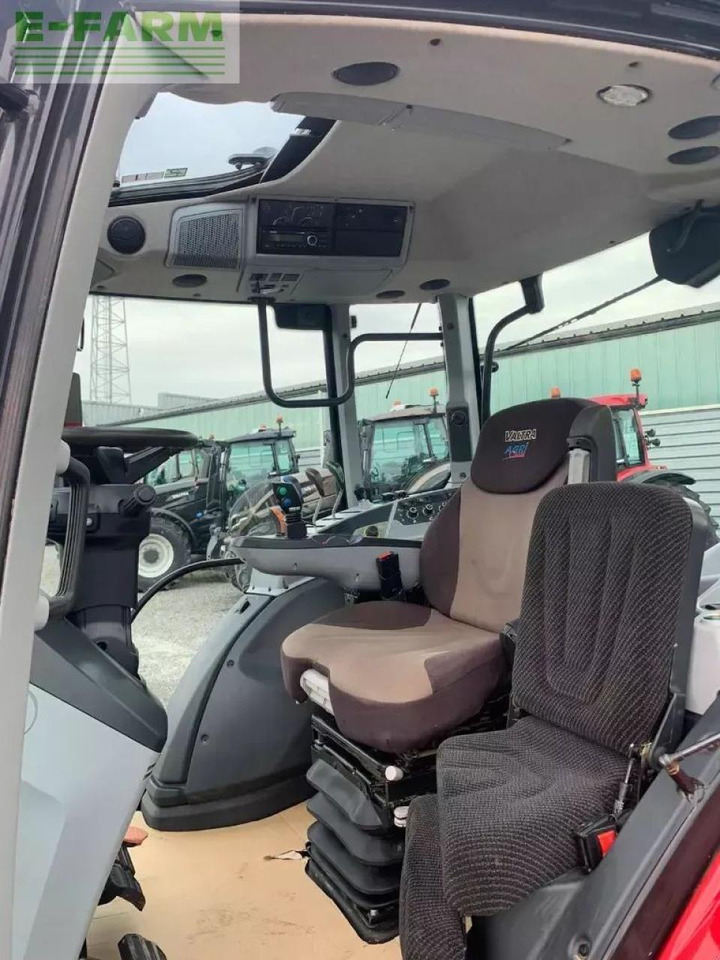 Trator Valtra n155eh: foto 9 Trator Valtra n155eh: foto 9