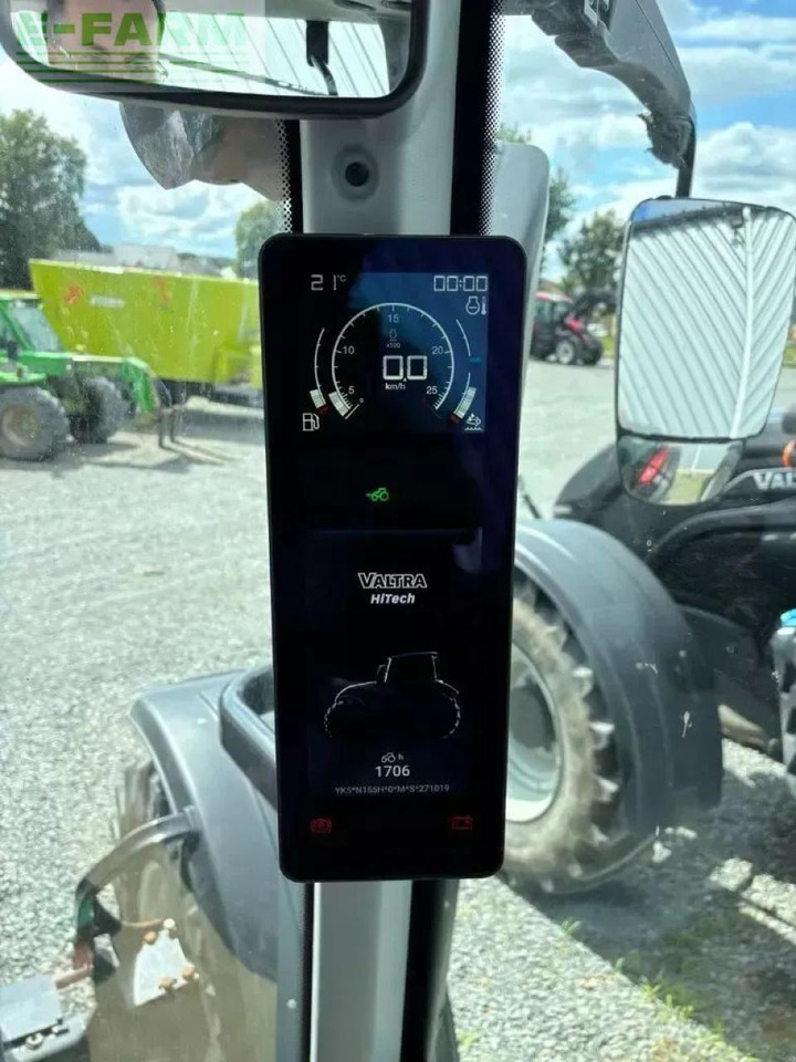 Trator Valtra n155eh: foto 8 Trator Valtra n155eh: foto 8