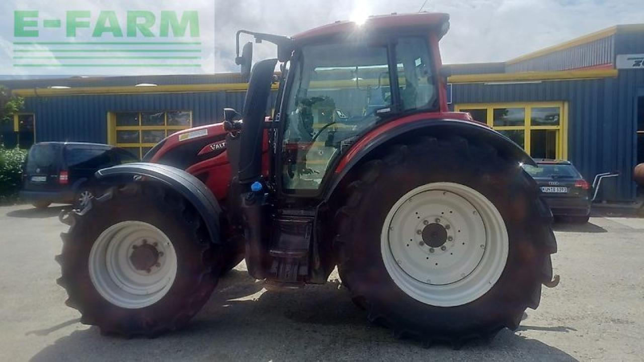 Valtra n174 - Trator: foto 2 Valtra n174 - Trator: foto 2