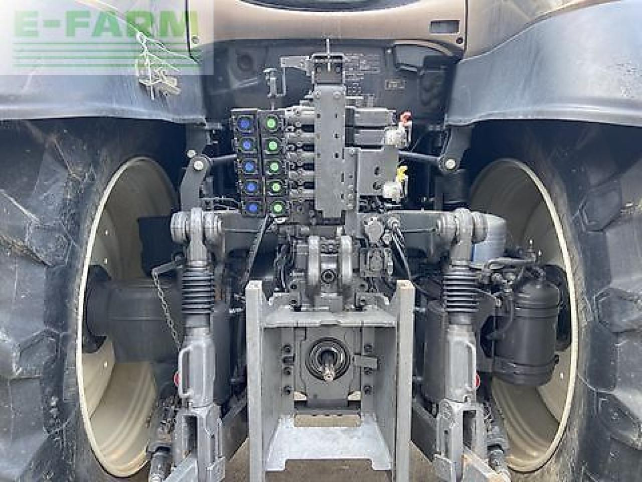 Valtra t 214 direct Direct - Trator: foto 5 Valtra t 214 direct Direct - Trator: foto 5