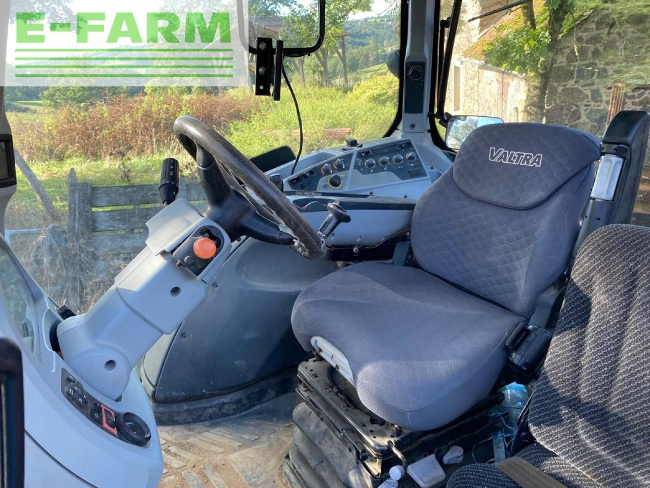 Valtra t 214 direct Direct - Trator: foto 5 Valtra t 214 direct Direct - Trator: foto 5