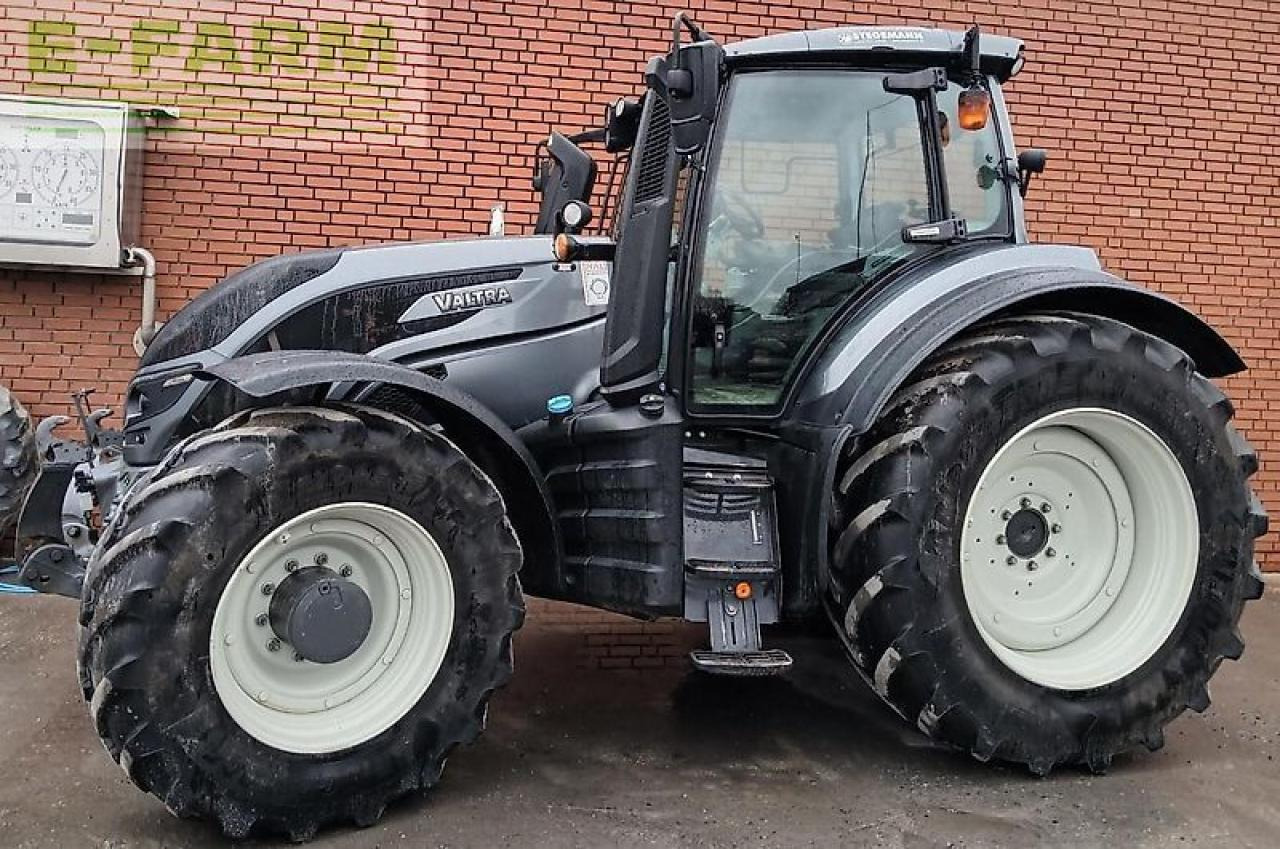 Valtra t214 direct Direct - Trator: foto 1 Valtra t214 direct Direct - Trator: foto 1