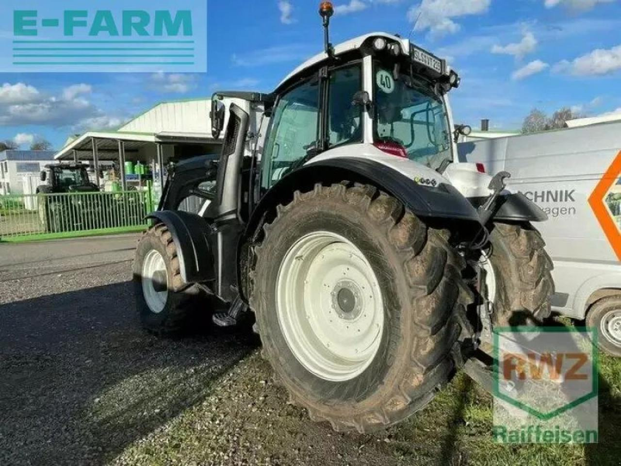 Valtra t215d - Trator: foto 5 Valtra t215d - Trator: foto 5