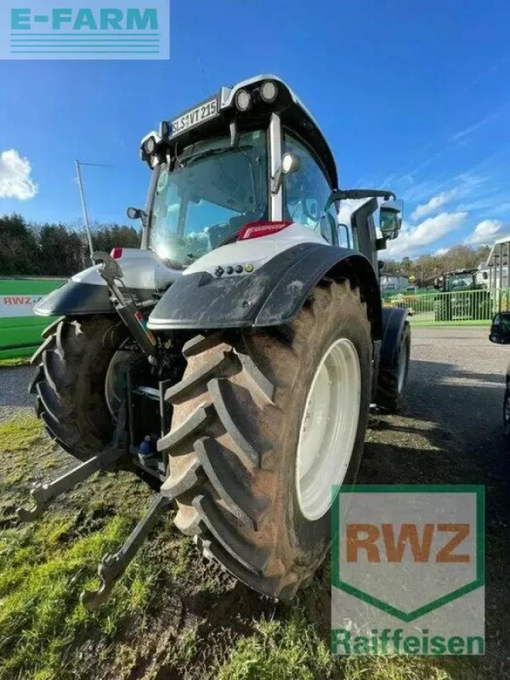 Valtra t215d - Trator: foto 3 Valtra t215d - Trator: foto 3