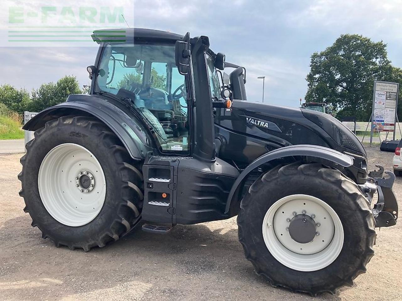 Valtra t254a mr19 - Trator: foto 2 Valtra t254a mr19 - Trator: foto 2