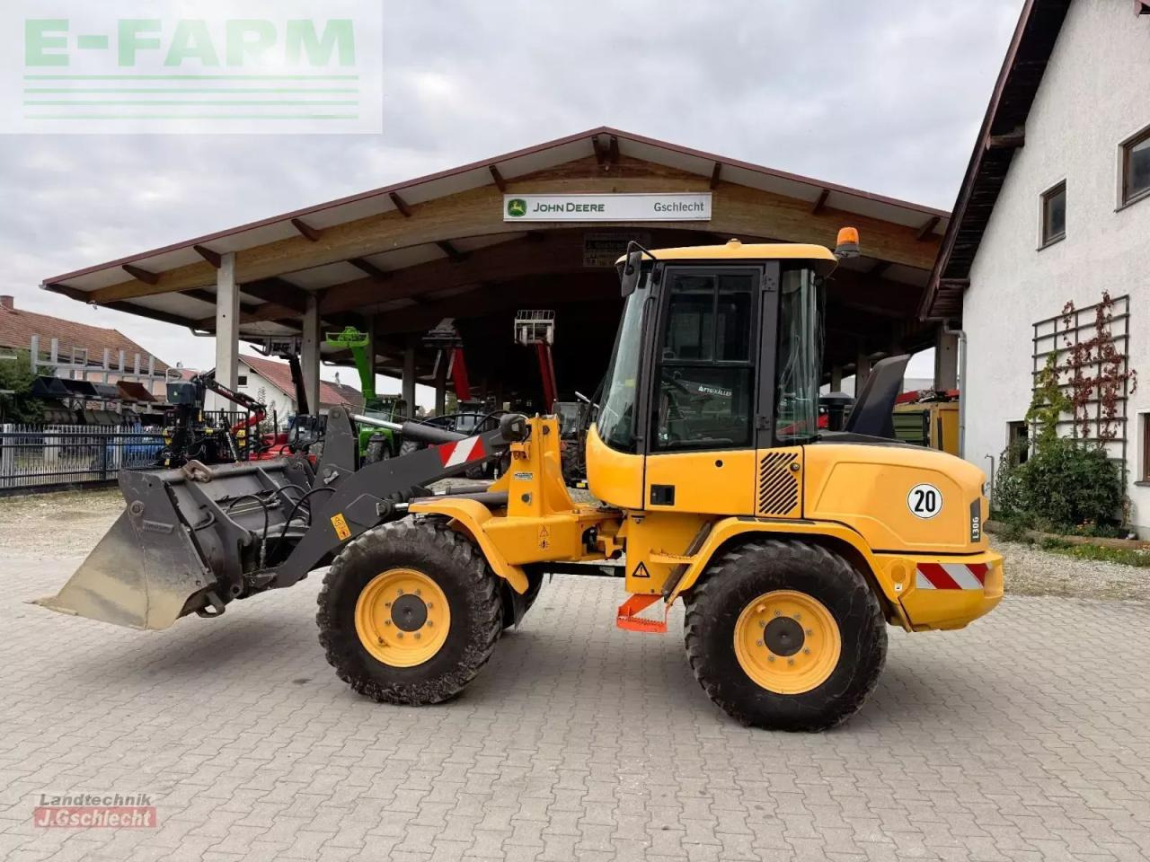 Volvo l30 g top - Mini escavadeira: foto 1 Volvo l30 g top - Mini escavadeira: foto 1