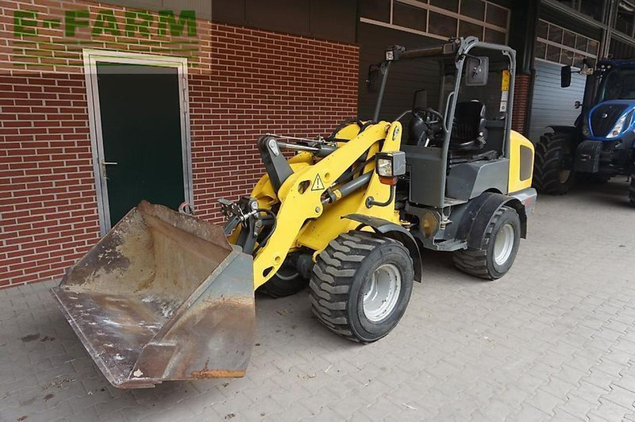 Weidemann wacker wl32 - Mini escavadeira: foto 3 Weidemann wacker wl32 - Mini escavadeira: foto 3