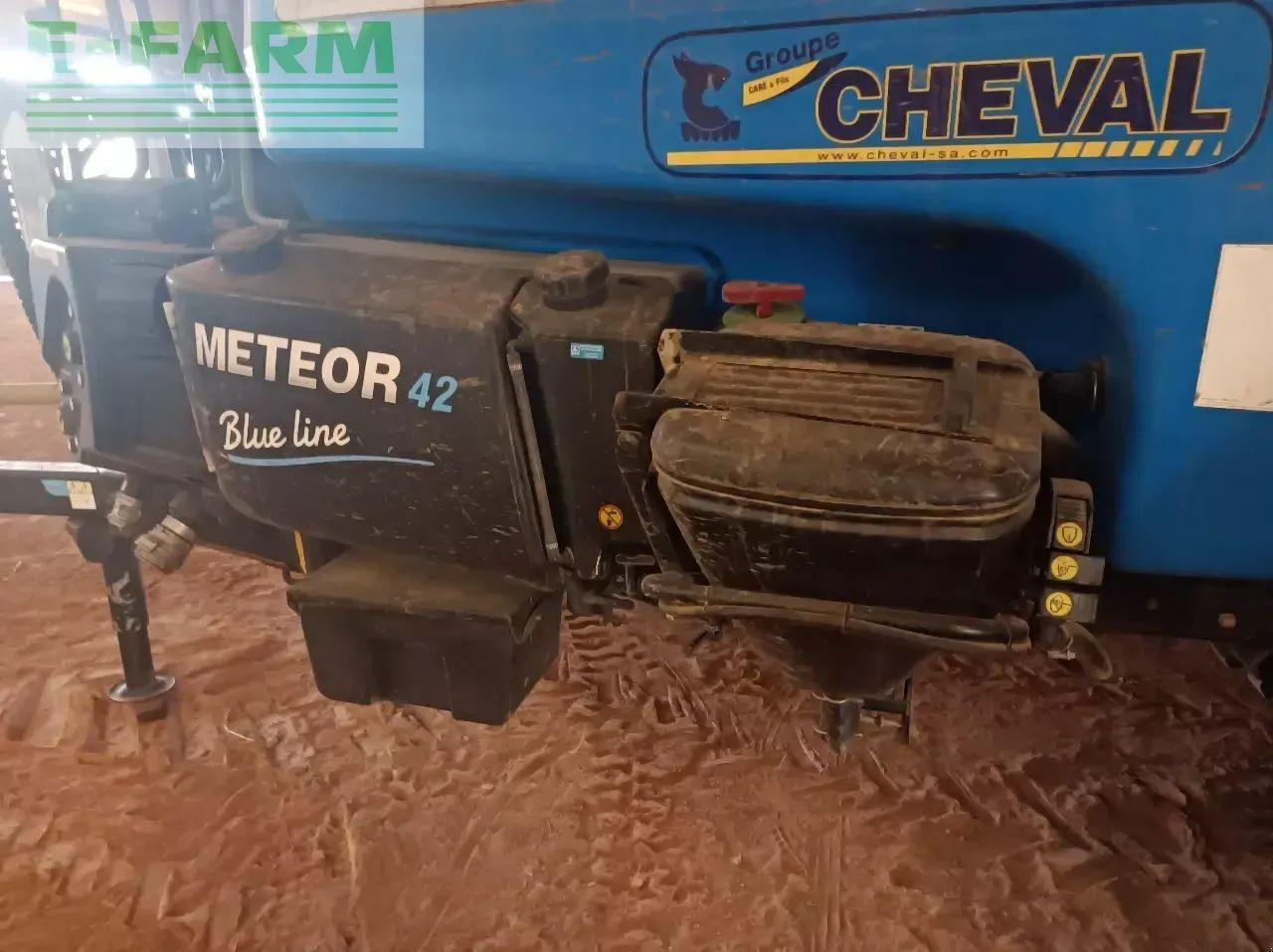 Meteor 4200 blue line - Pulverizador de arrastar: foto 4 Meteor 4200 blue line - Pulverizador de arrastar: foto 4