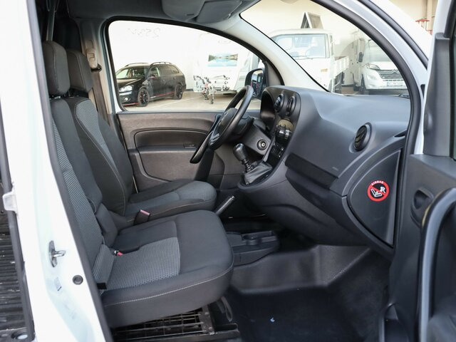 MERCEDES-BENZ Citan 111 CDI Kasten,Klima... - Furgão de passageiros: foto 3 MERCEDES-BENZ Citan 111 CDI Kasten,Klima... - Furgão de passageiros: foto 3