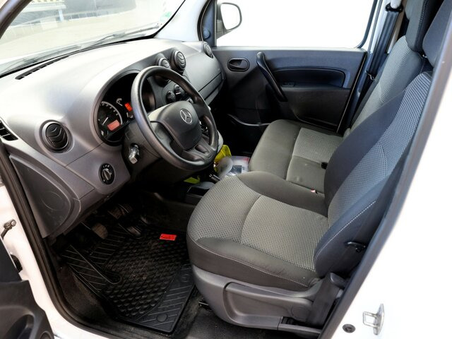 MERCEDES-BENZ Citan 111 CDI Kasten,Klima,Sortimo Ausbau... - Furgão compacto: foto 2 MERCEDES-BENZ Citan 111 CDI Kasten,Klima,Sortimo Ausbau... - Furgão compacto: foto 2