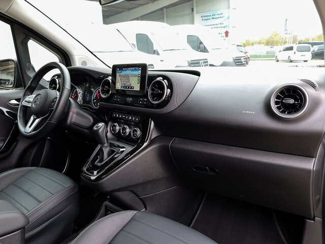 MERCEDES-BENZ EQT 200 Progressive,Navi,LED,Rückfahrkamera... - Furgão de passageiros, Carrinha elétrica: foto 4 MERCEDES-BENZ EQT 200 Progressive,Navi,LED,Rückfahrkamera... - Furgão de passageiros, Carrinha elétrica: foto 4