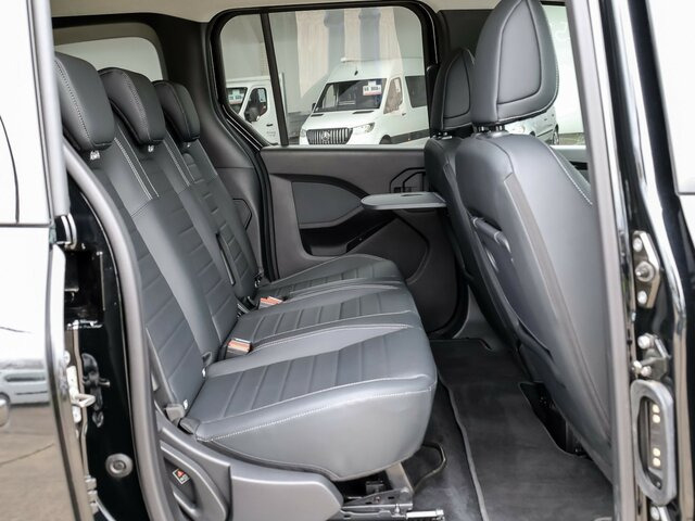 MERCEDES-BENZ EQT 200 Progressive,Navi,LED,Rückfahrkamera... - Furgão de passageiros, Carrinha elétrica: foto 2 MERCEDES-BENZ EQT 200 Progressive,Navi,LED,Rückfahrkamera... - Furgão de passageiros, Carrinha elétrica: foto 2