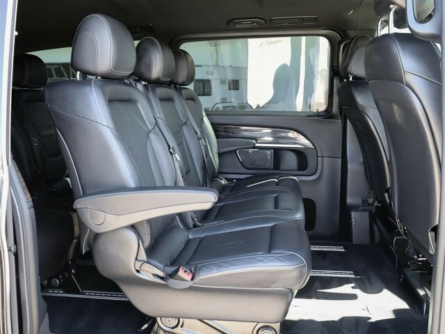 MERCEDES-BENZ EQV 300 Avantgarde,Extralang,8-Sitzer,Taxi Paket... - Furgão de passageiros, Carrinha elétrica: foto 4 MERCEDES-BENZ EQV 300 Avantgarde,Extralang,8-Sitzer,Taxi Paket... - Furgão de passageiros, Carrinha elétrica: foto 4