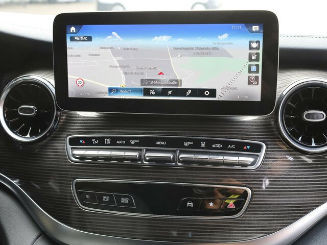 Furgão de passageiros, Carrinha elétrica MERCEDES-BENZ EQV 300 Avantgarde,lang,7Sitze,2xSchiebetür,LED...: foto 8 Furgão de passageiros, Carrinha elétrica MERCEDES-BENZ EQV 300 Avantgarde,lang,7Sitze,2xSchiebetür,LED...: foto 8