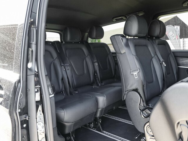 MERCEDES-BENZ EQV 300 Extralang,Avantgarde,8Sitze,2xelektr.Tür - Furgão de passageiros, Carrinha elétrica: foto 5 MERCEDES-BENZ EQV 300 Extralang,Avantgarde,8Sitze,2xelektr.Tür - Furgão de passageiros, Carrinha elétrica: foto 5