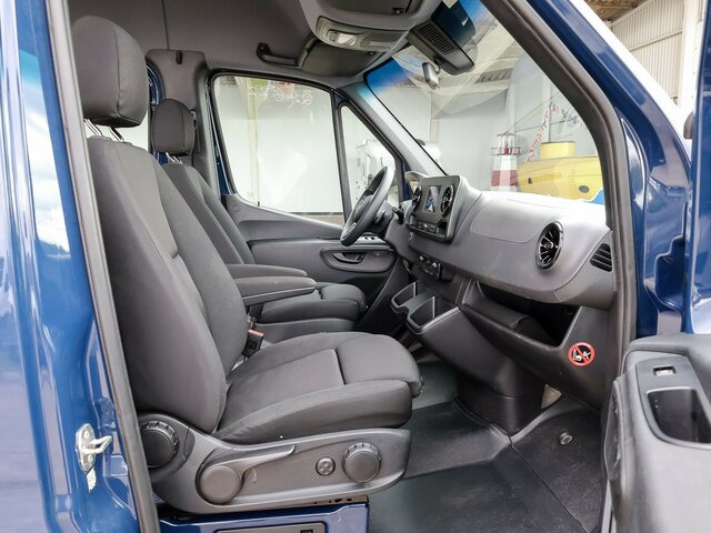 MERCEDES-BENZ Sprinter 315 CDI Maxi KombiTourer,8Sitze,Kamera - Micro-ônibus, Furgão de passageiros: foto 2 MERCEDES-BENZ Sprinter 315 CDI Maxi KombiTourer,8Sitze,Kamera - Micro-ônibus, Furgão de passageiros: foto 2