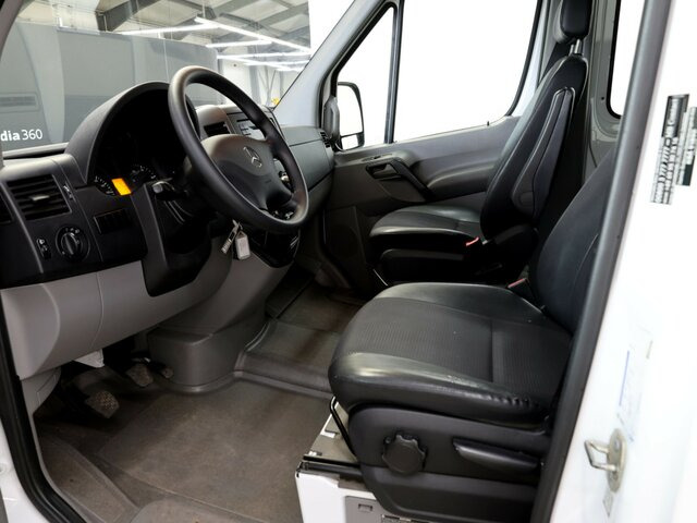MERCEDES-BENZ Sprinter 316CDI DOKA,Allrad,Klima,AHK,TCO - Furgão caixa aberta, Carrinha cabine dupla: foto 2 MERCEDES-BENZ Sprinter 316CDI DOKA,Allrad,Klima,AHK,TCO - Furgão caixa aberta, Carrinha cabine dupla: foto 2