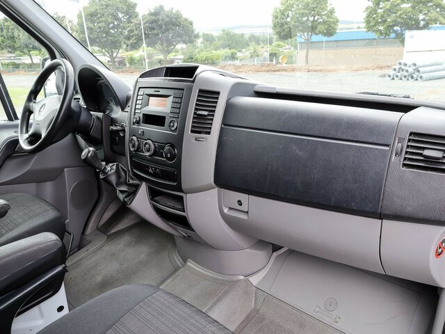 MERCEDES-BENZ Sprinter 316CDI DOKA,Allrad,Klima - Furgão de toldo, Carrinha cabine dupla: foto 3 MERCEDES-BENZ Sprinter 316CDI DOKA,Allrad,Klima - Furgão de toldo, Carrinha cabine dupla: foto 3