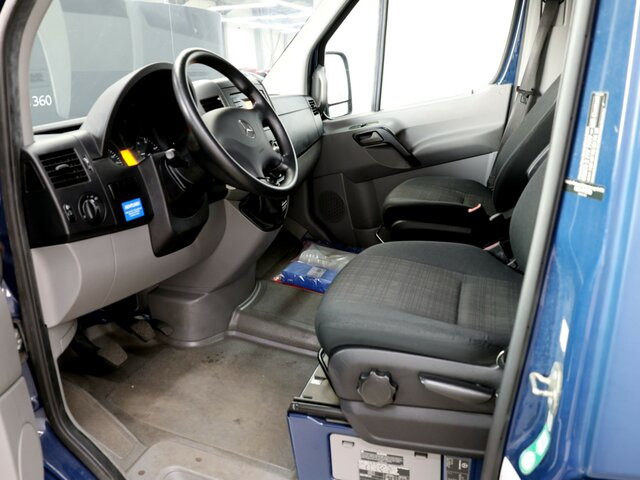 MERCEDES-BENZ Sprinter 316CDI DOKA,Allrad,Klima - Furgão caixa aberta, Carrinha cabine dupla: foto 2 MERCEDES-BENZ Sprinter 316CDI DOKA,Allrad,Klima - Furgão caixa aberta, Carrinha cabine dupla: foto 2
