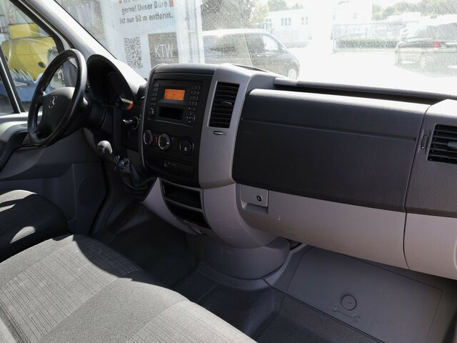MERCEDES-BENZ Sprinter 316CDI Pritsche,Allrad,Klima... - Furgão de toldo: foto 2 MERCEDES-BENZ Sprinter 316CDI Pritsche,Allrad,Klima... - Furgão de toldo: foto 2