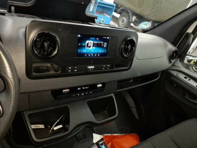 MERCEDES-BENZ Sprinter 317 CDI,3665mm,Automatik,Kamera... - Furgão: foto 4 MERCEDES-BENZ Sprinter 317 CDI,3665mm,Automatik,Kamera... - Furgão: foto 4