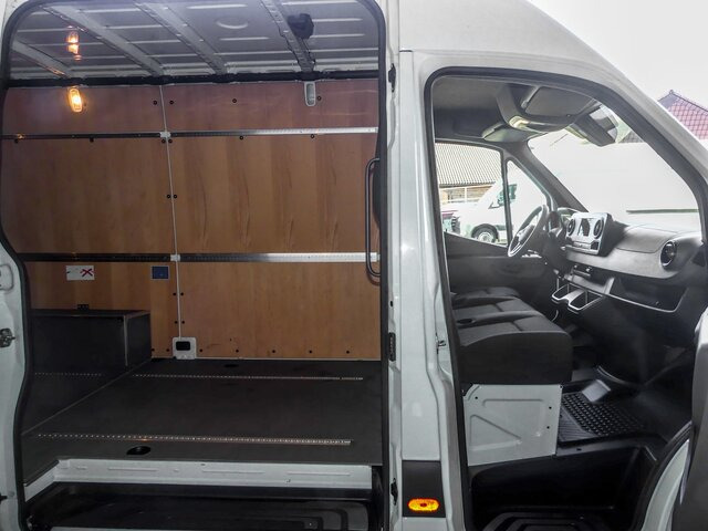 MERCEDES-BENZ Sprinter 317 CDI,3665mm,Automatik,Kamera - Furgão: foto 2 MERCEDES-BENZ Sprinter 317 CDI,3665mm,Automatik,Kamera - Furgão: foto 2