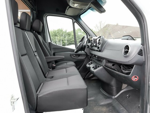 Locação de MERCEDES-BENZ Sprinter 317 Maxi,9GTronic,MBUX,Kamera... MERCEDES-BENZ Sprinter 317 Maxi,9GTronic,MBUX,Kamera...: foto 22
