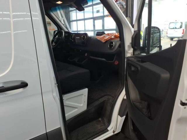 Locação de MERCEDES-BENZ Sprinter 317 Maxi,9GTronic,MBUX,Kamera,LED... MERCEDES-BENZ Sprinter 317 Maxi,9GTronic,MBUX,Kamera,LED...: foto 16