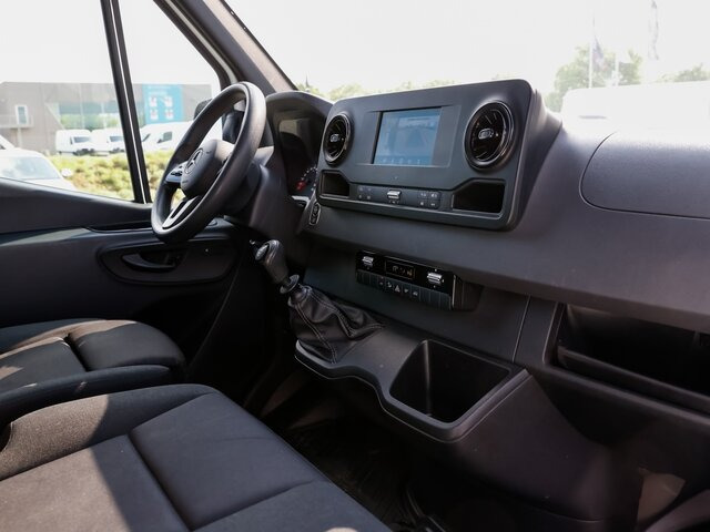 MERCEDES-BENZ Sprinter 317 Maxi,MBUX,Kamera,Tempomat - Furgão: foto 4 MERCEDES-BENZ Sprinter 317 Maxi,MBUX,Kamera,Tempomat - Furgão: foto 4