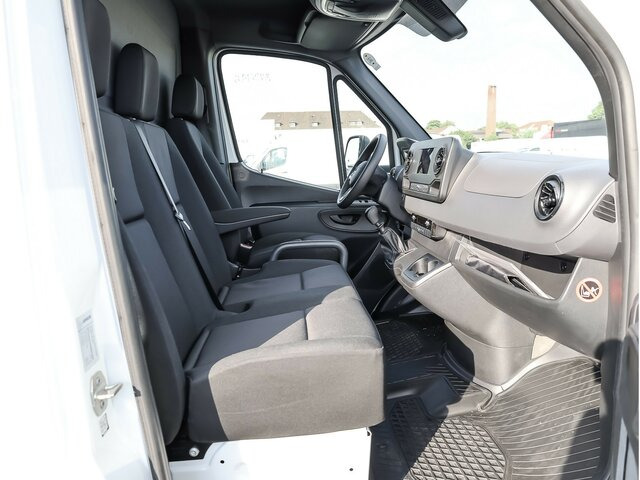 MERCEDES-BENZ Sprinter317CDI Maxi Koffer,LBW,Klima,Kamera - Carrinha de contentor: foto 3 MERCEDES-BENZ Sprinter317CDI Maxi Koffer,LBW,Klima,Kamera - Carrinha de contentor: foto 3