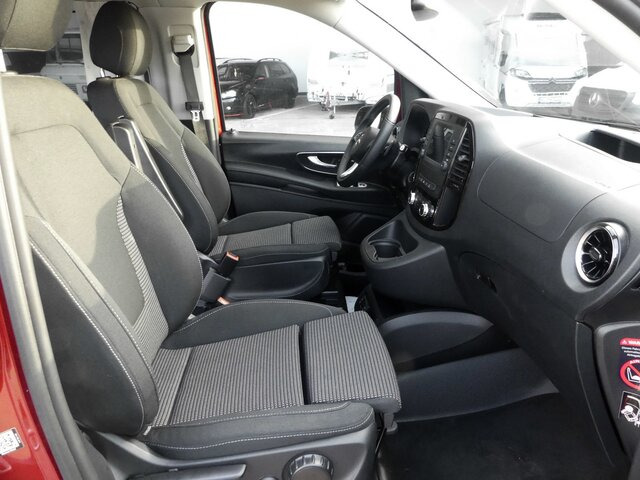 MERCEDES-BENZ V 220 Marco Polo Activity Edition,AHK,Markise - Campervan: foto 4 MERCEDES-BENZ V 220 Marco Polo Activity Edition,AHK,Markise - Campervan: foto 4