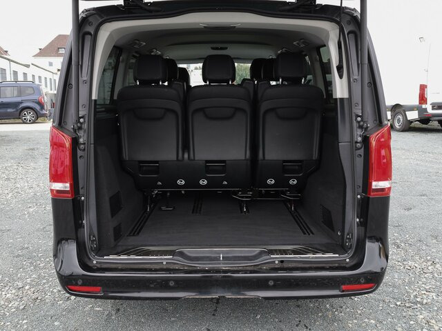 MERCEDES-BENZ V 300 Avantgarde,Extralang,2xSchiebetür el.,AHK... - Furgão de passageiros: foto 2 MERCEDES-BENZ V 300 Avantgarde,Extralang,2xSchiebetür el.,AHK... - Furgão de passageiros: foto 2