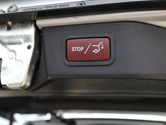 MERCEDES-BENZ V 300 Edition,lang,7-Sitzer,2Schiebetüren,Tisch... - Micro-ônibus, Furgão de passageiros: foto 3 MERCEDES-BENZ V 300 Edition,lang,7-Sitzer,2Schiebetüren,Tisch... - Micro-ônibus, Furgão de passageiros: foto 3