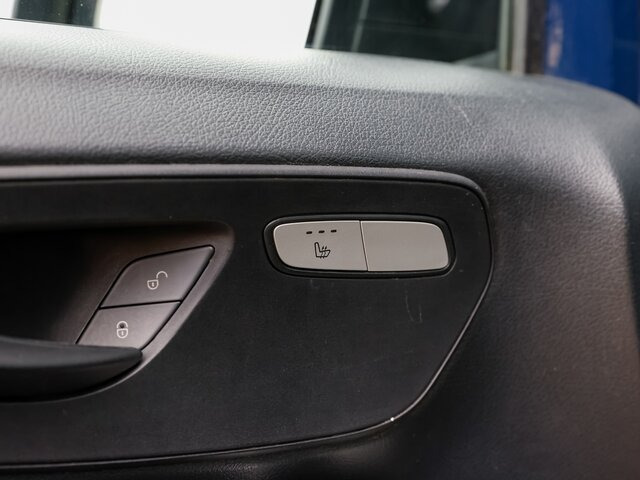 MERCEDES-BENZ Vito 114 TourerPro,Allrad,Automatik,8Sitzer - Furgão de passageiros: foto 5 MERCEDES-BENZ Vito 114 TourerPro,Allrad,Automatik,8Sitzer - Furgão de passageiros: foto 5
